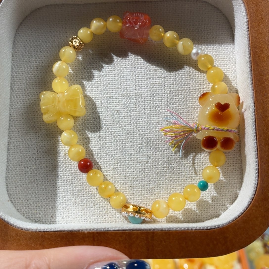 琥珀未镶嵌裸石定制