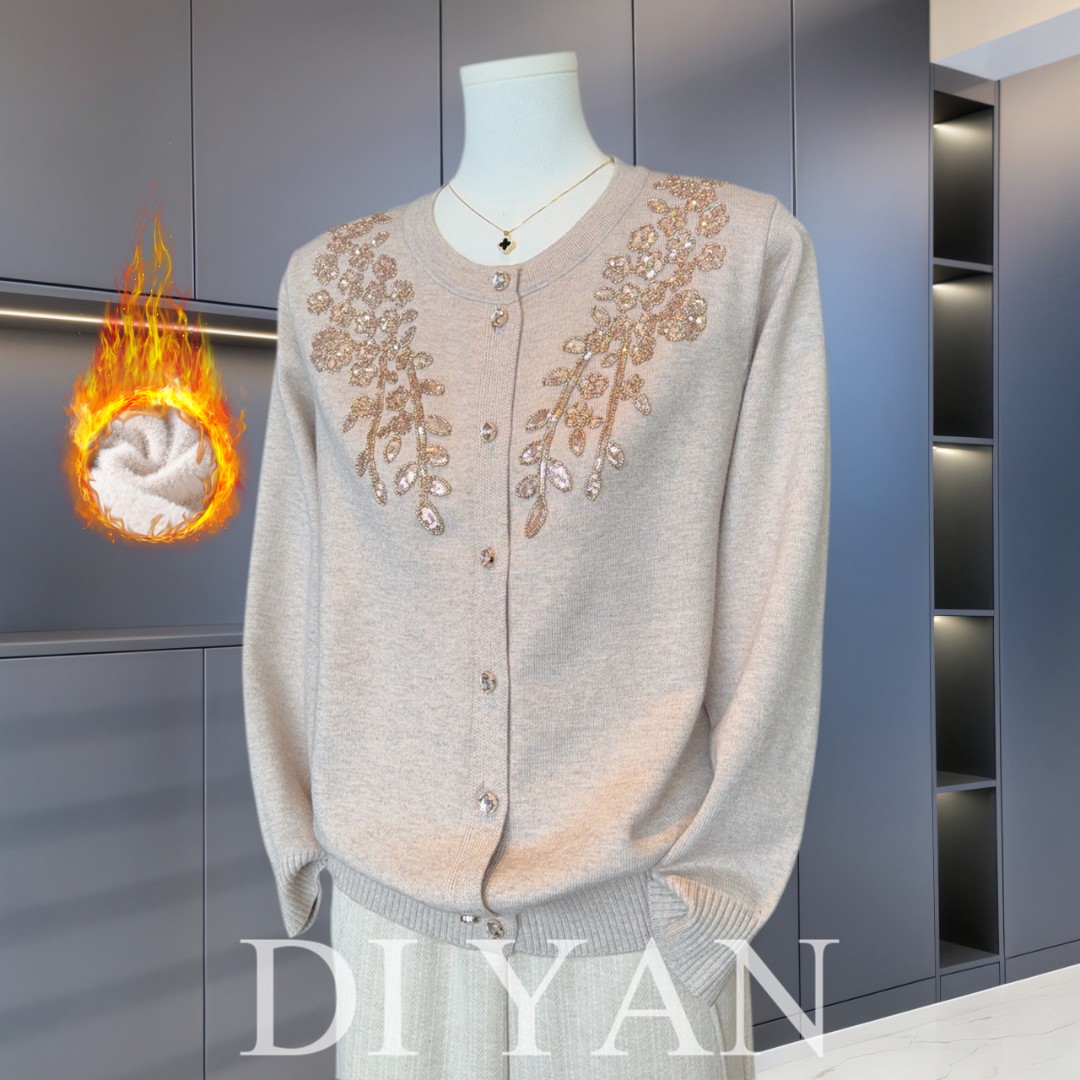 国风妈妈冬装刺绣单排扣针织开衫2025新款洋气小衫中老年人上衣服