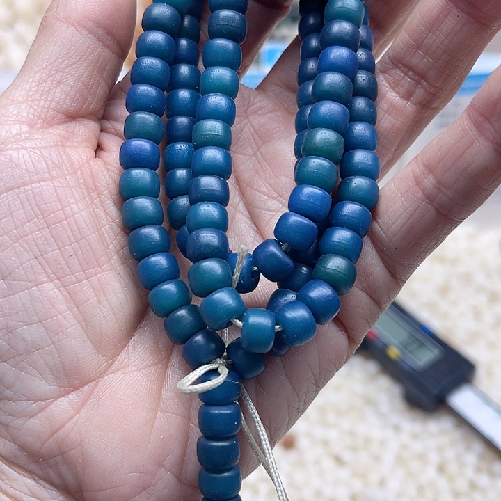 白玉菩提吊坠瑕疵6/7蓝色墩链子