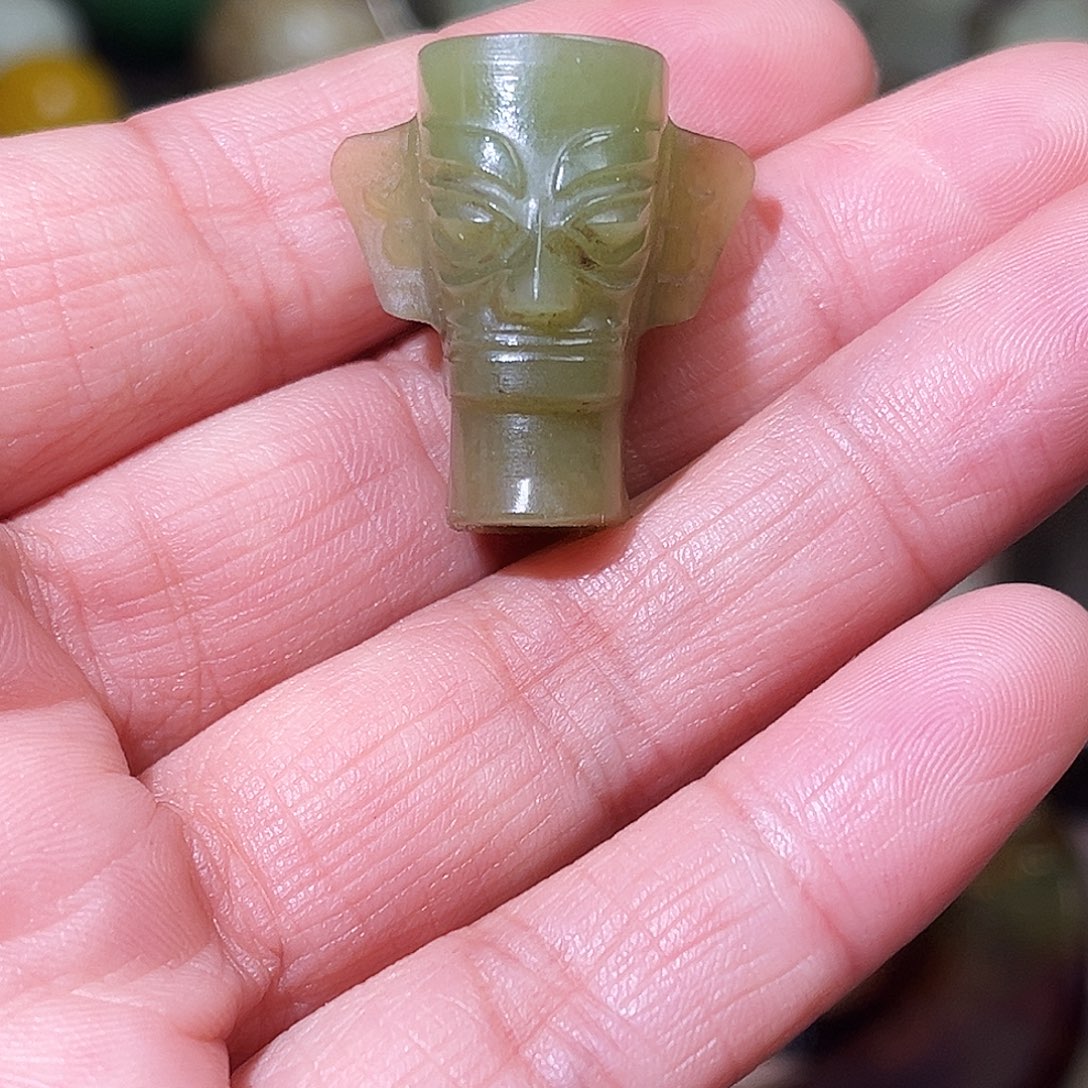 和田玉未镶嵌挂件