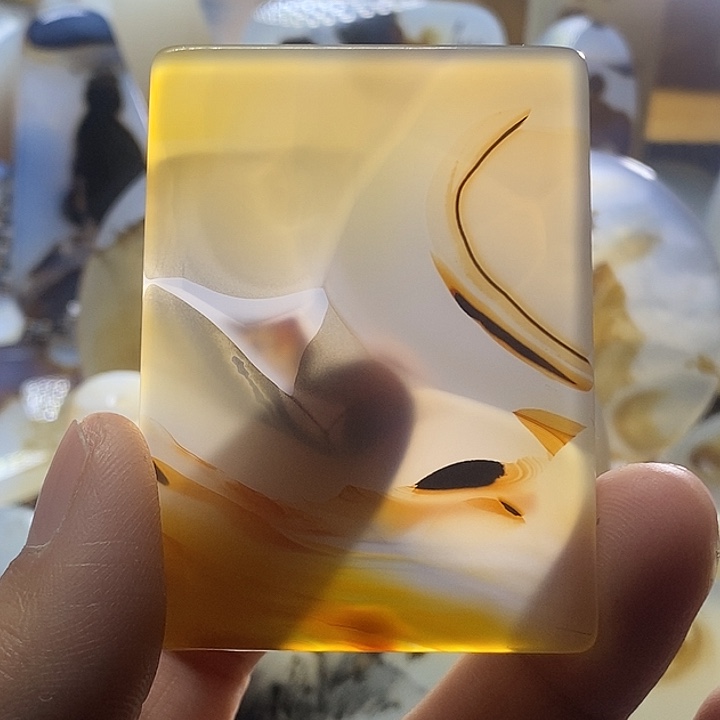 未镶嵌颈饰玛瑙/玉髓梦**裳