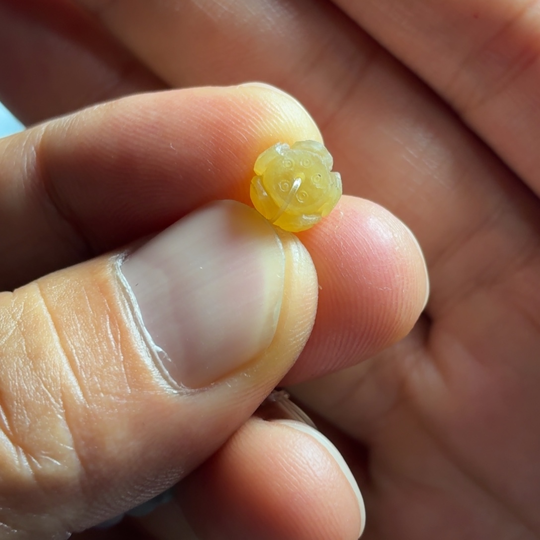 定制翡翠未镶嵌莲花