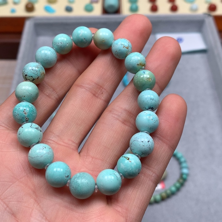 绿松石配饰未镶嵌