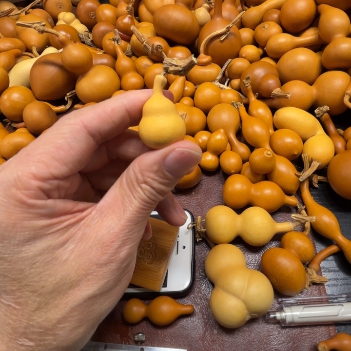 R****a软的一把小八包一箱葫芦