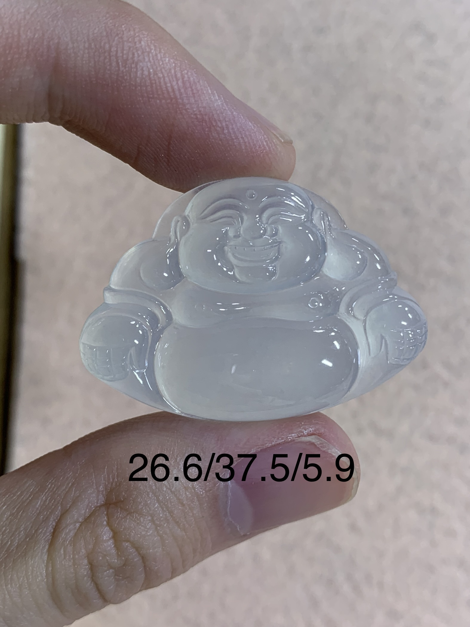 天然缅甸翡翠A货佛公吊坠，正冰种水，光感好，完美一刀切，女士佩戴