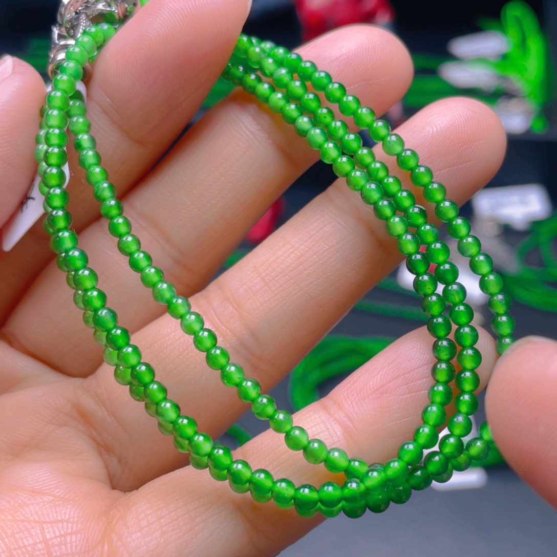 翡翠颈饰未镶嵌，1