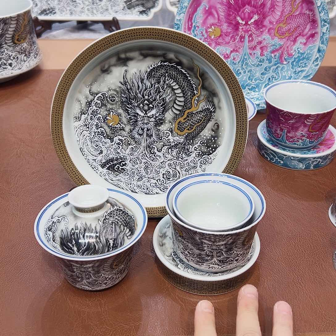 摆件景德镇陶瓷学院等单位