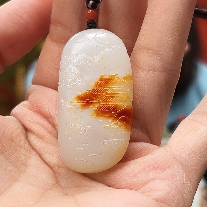 和田玉颈饰未镶嵌