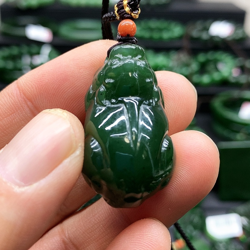 【闪购商品】和田玉（碧玉）颈饰未镶嵌