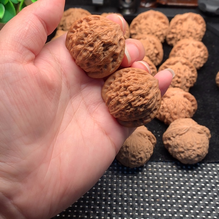 文玩核桃把件38公子帽