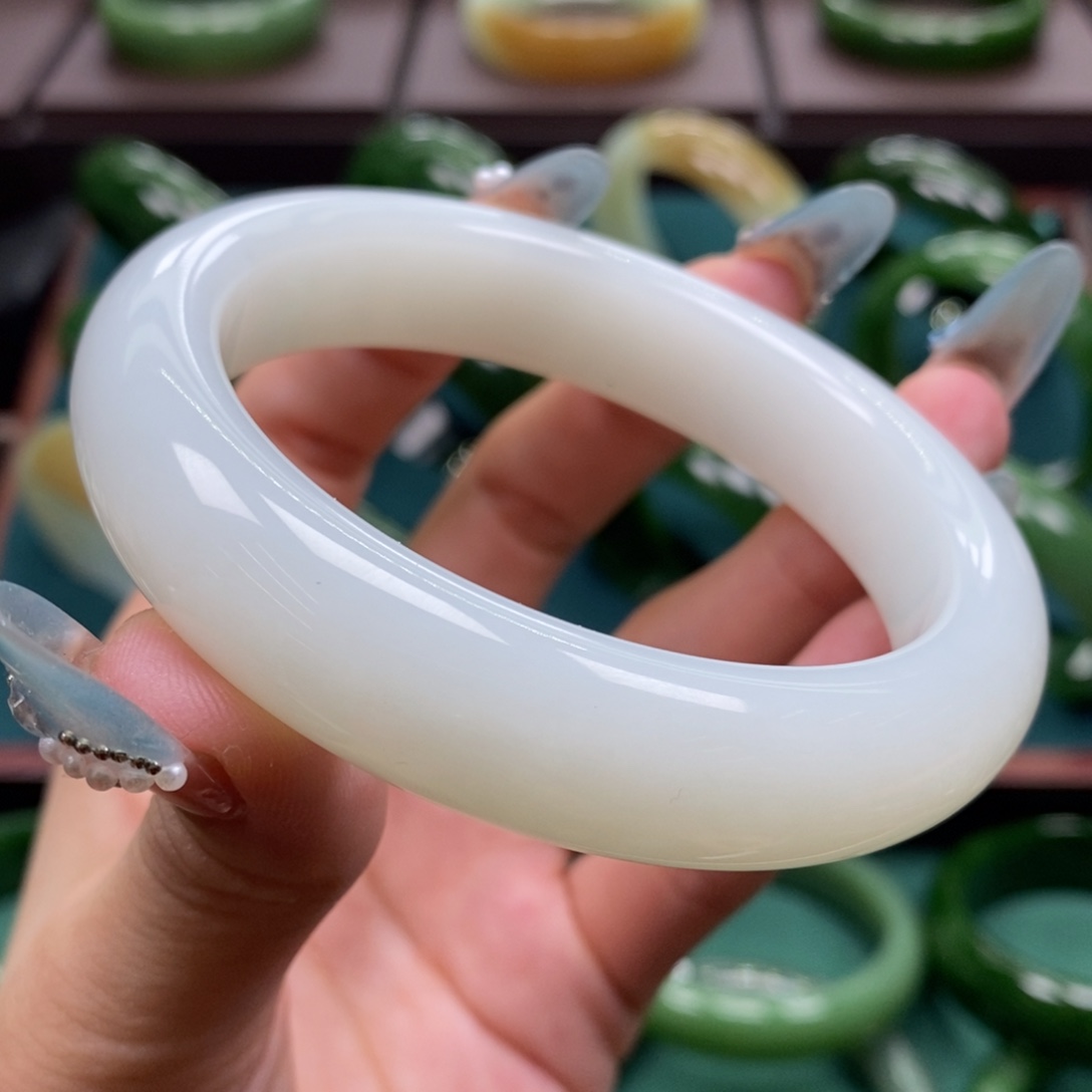 和田玉（碧玉）未镶嵌手镯5859