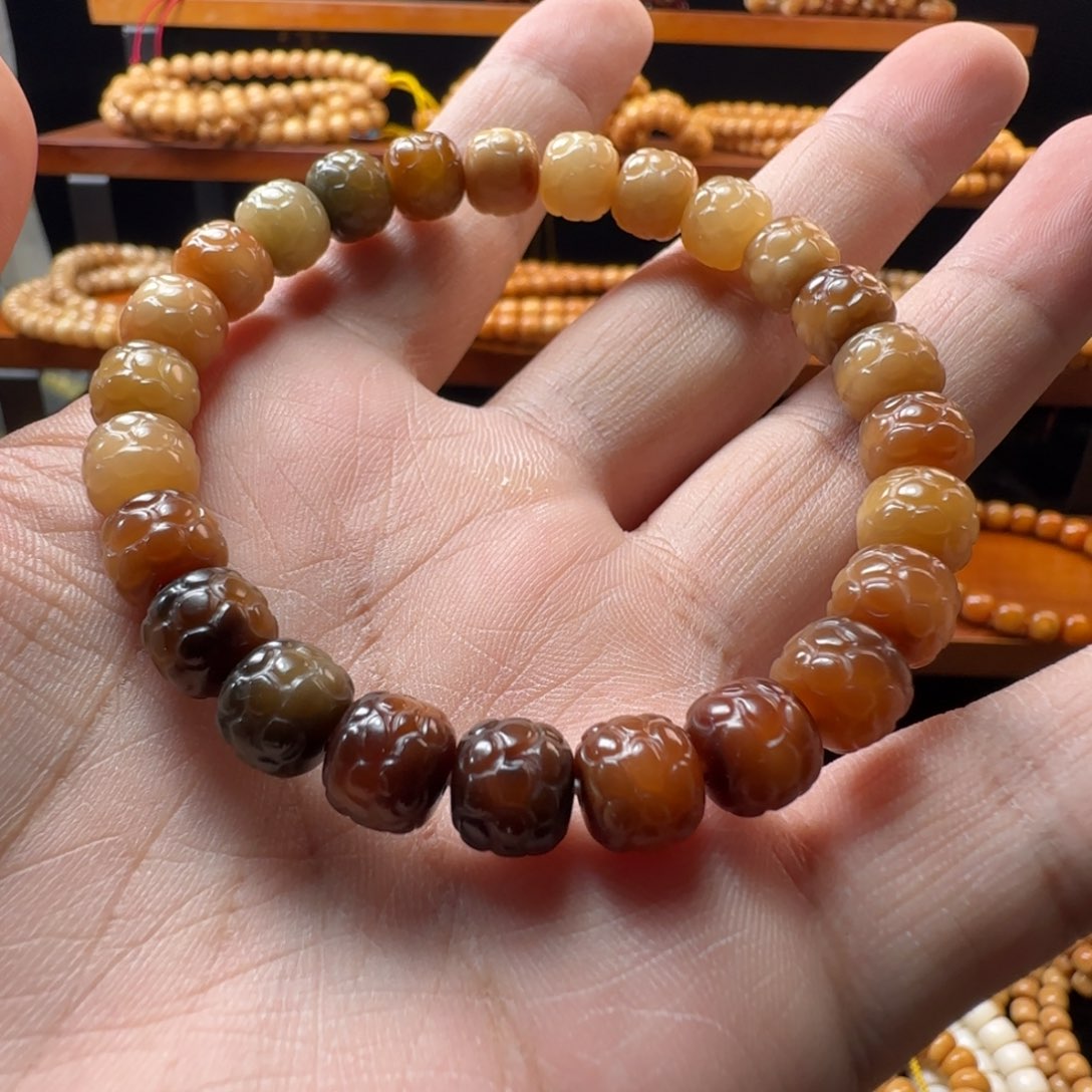 龙脊菩提吊坠果缤纷卡9