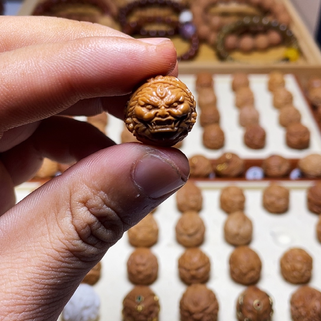 员***刘猴头核桃吊坠16左右猴头核桃大黑天