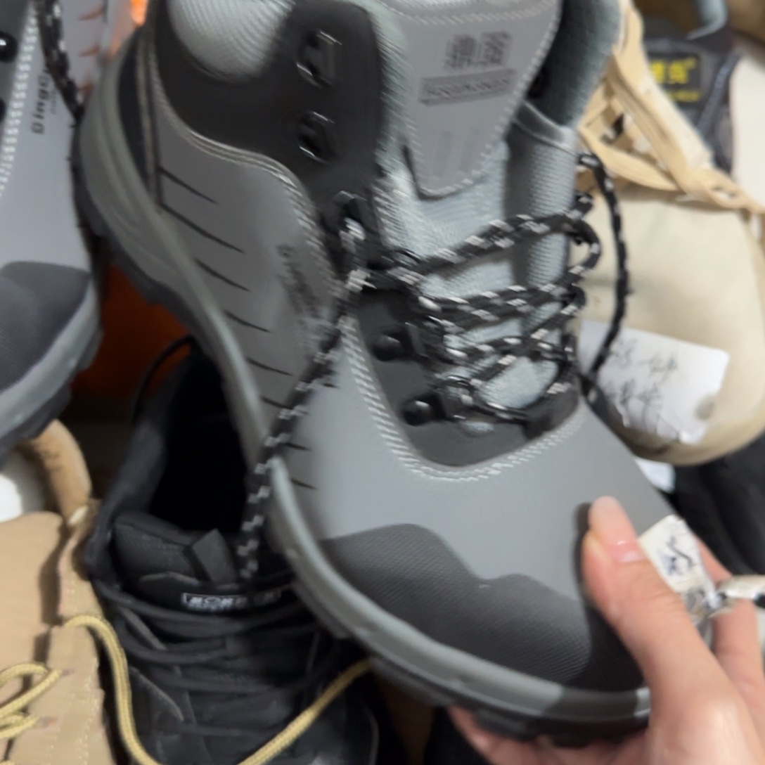 40码灰皮中高帮某固实心底