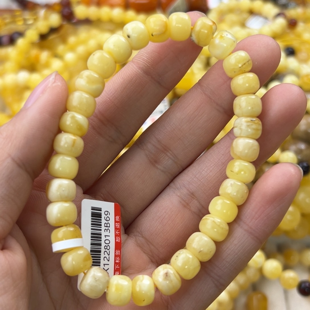 琥珀珠宝奇石未镶嵌