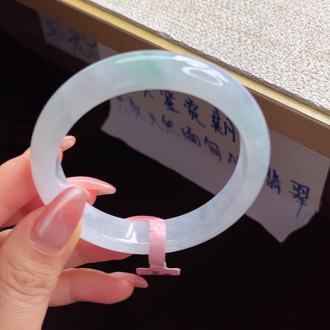 翡翠未镶嵌手镯手镯