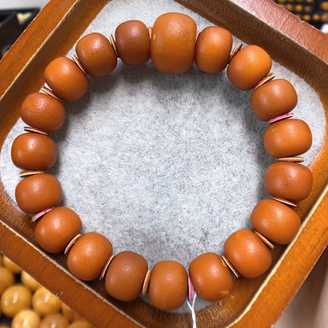 蜜蜡手链未镶嵌蜜蜡