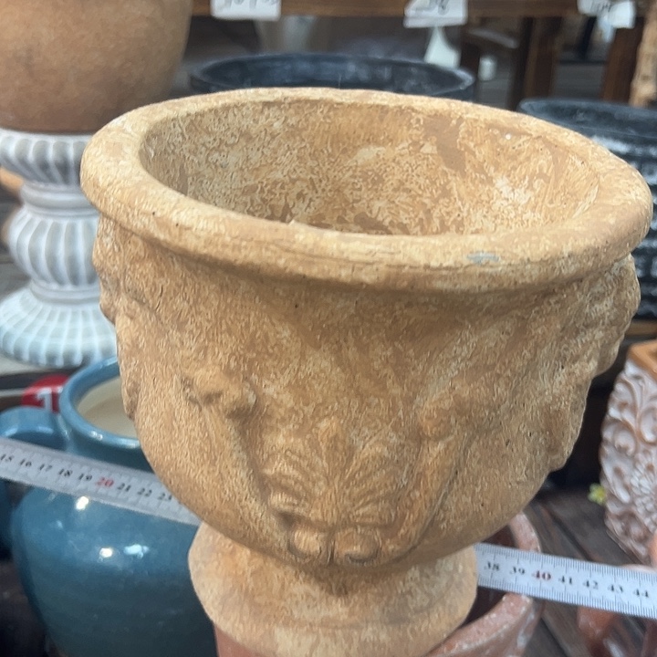 高18宽18口15，8558999