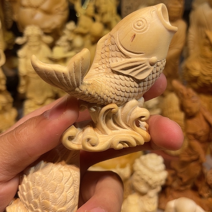 黄杨木小瑕疵金鱼