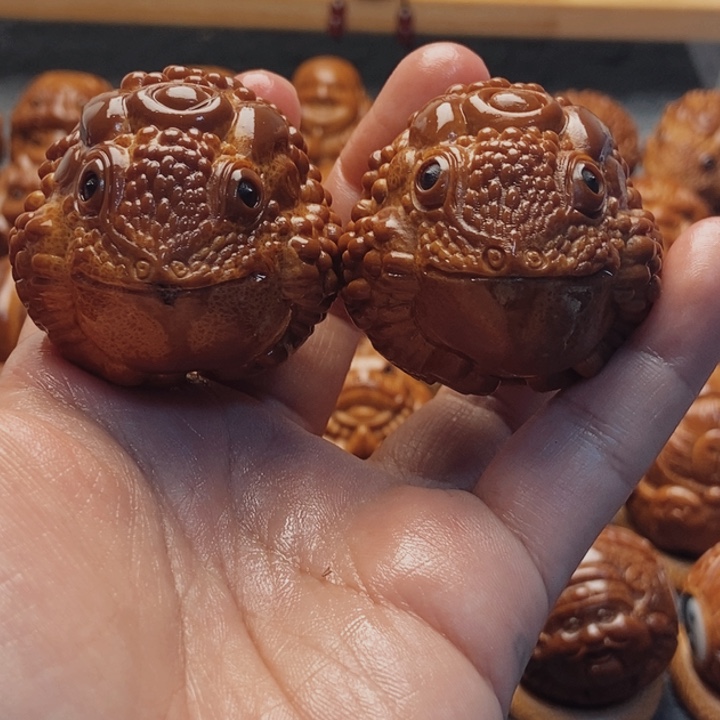 橄榄核手串/手链金蟾