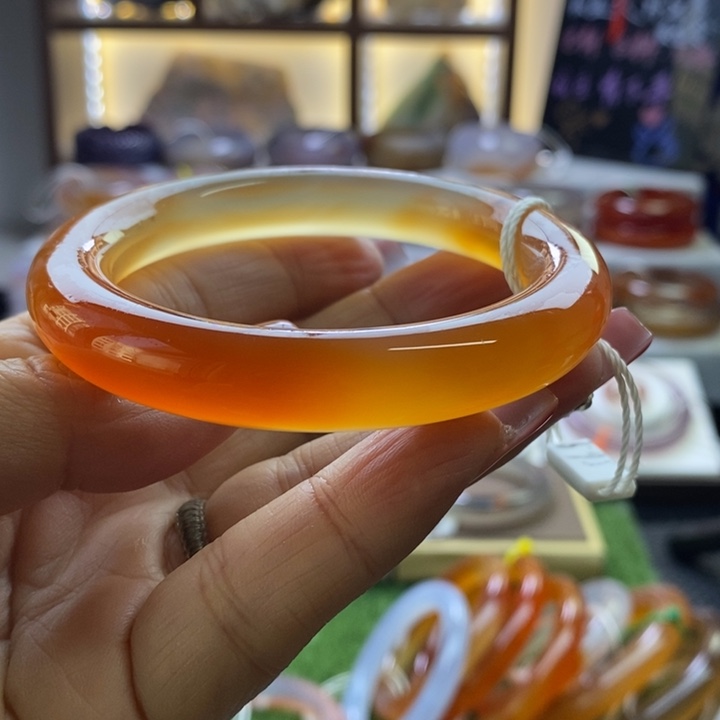 手镯玛瑙/玉髓未镶嵌