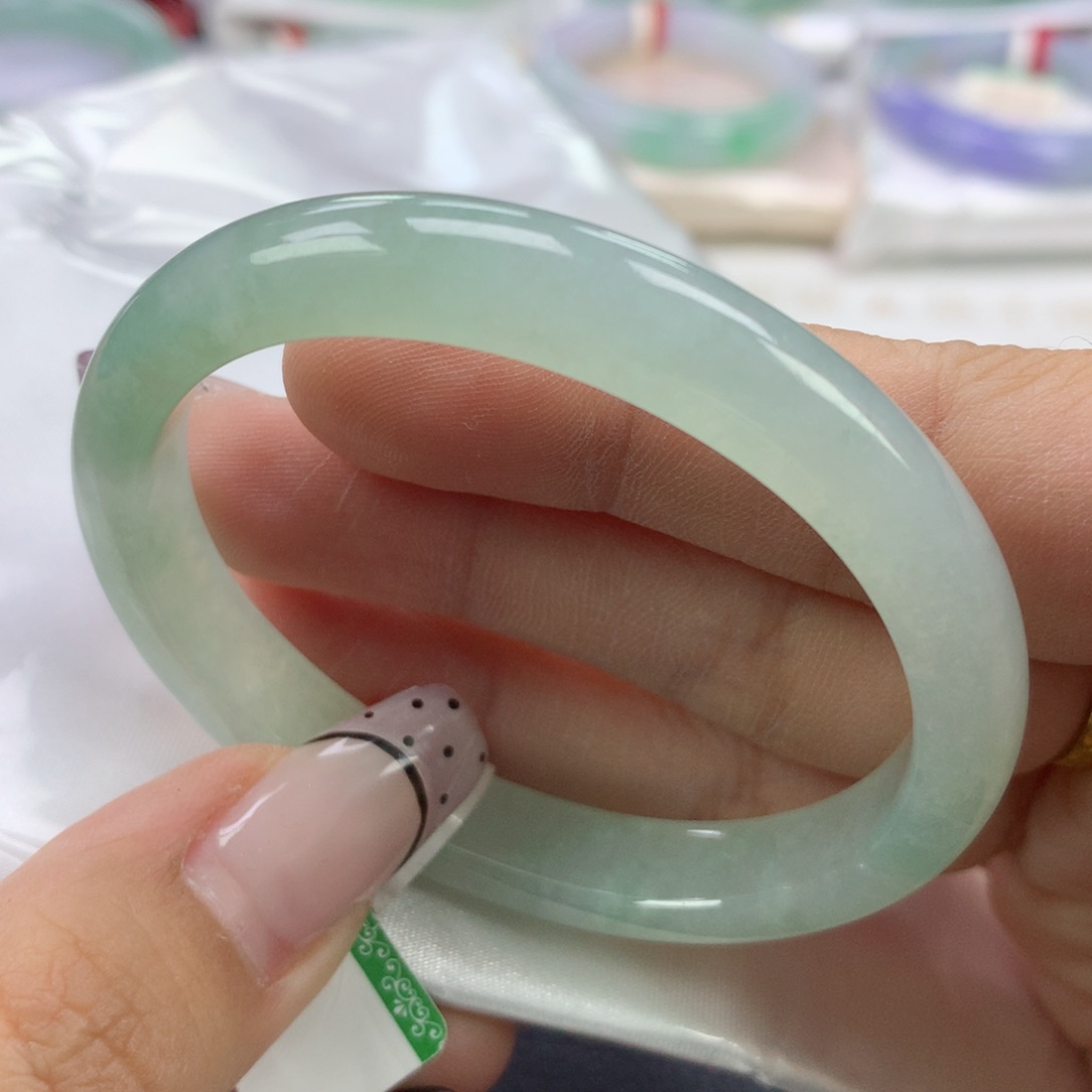 翡翠手镯未镶嵌53.6贵妃