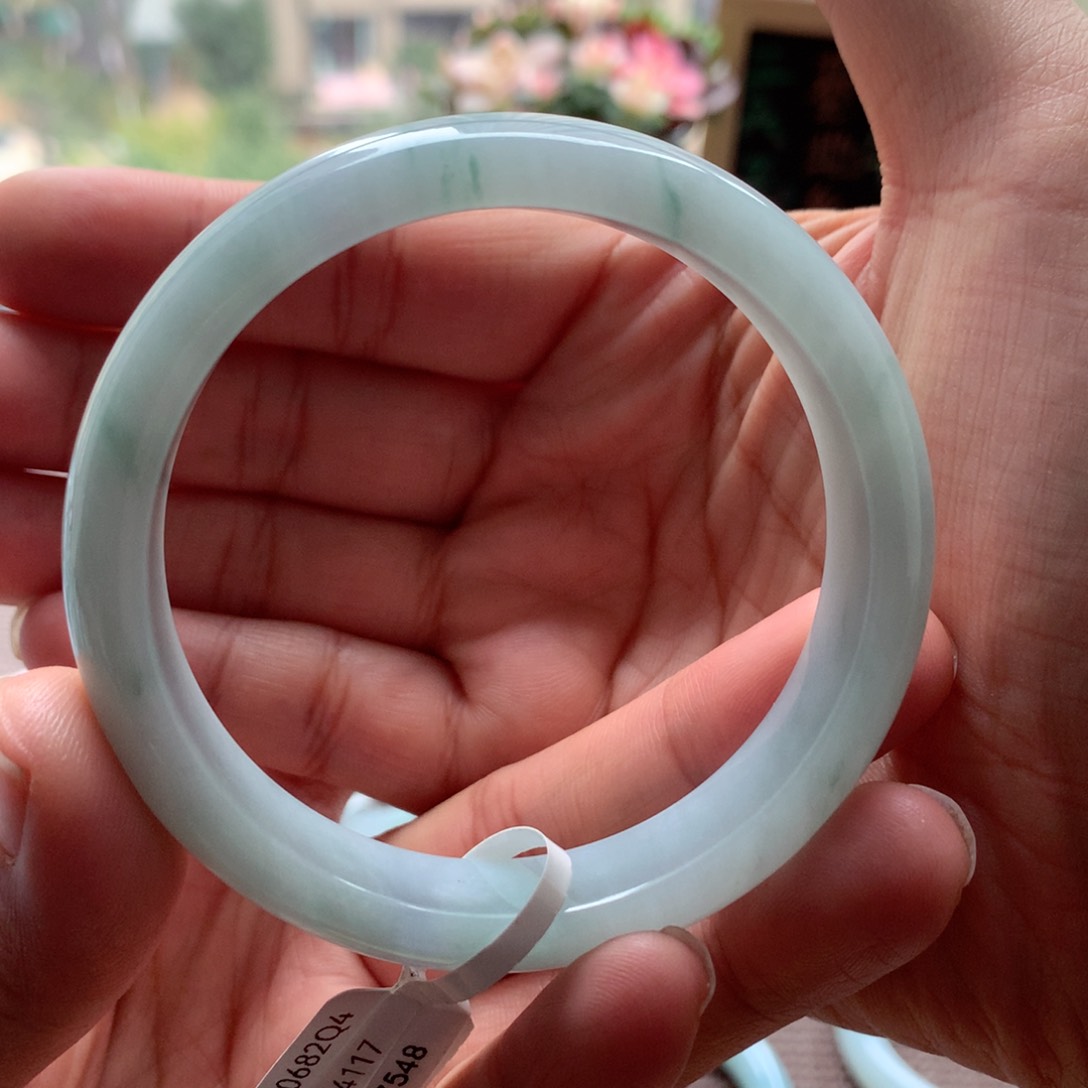 翡翠手镯未镶嵌美*4号