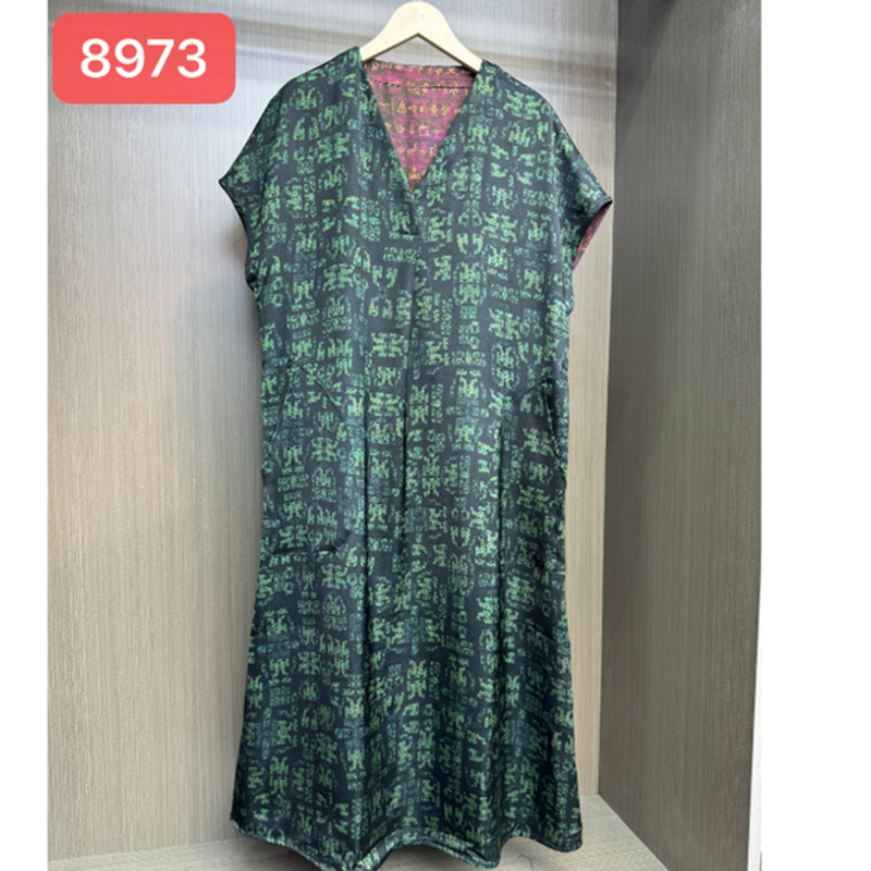 8973-18舒适时尚休闲双面穿连衣裙