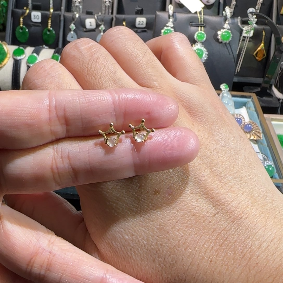 翡翠18K金镶嵌颈饰耳钉