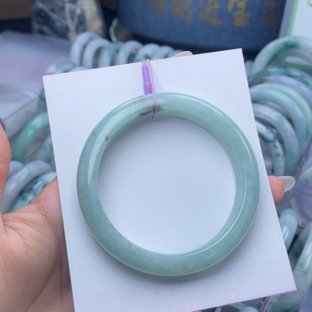 翡翠未镶嵌手镯58圈