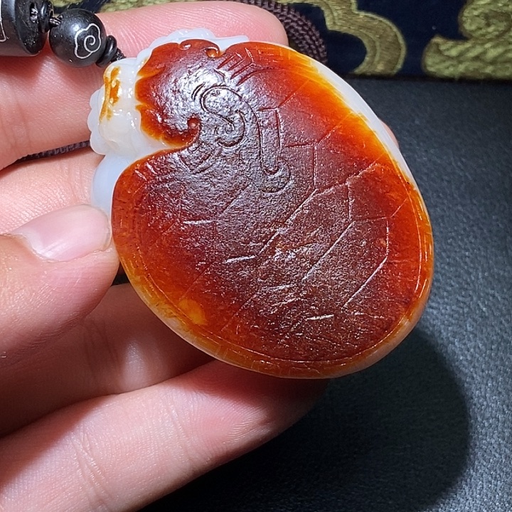 飞***天和田玉未镶嵌颈饰CC