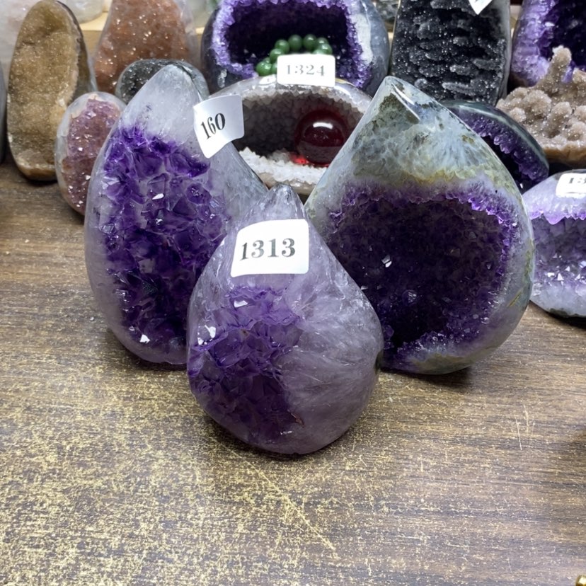 【闪购商品】未镶嵌大型摆件（非配饰）紫晶?**?