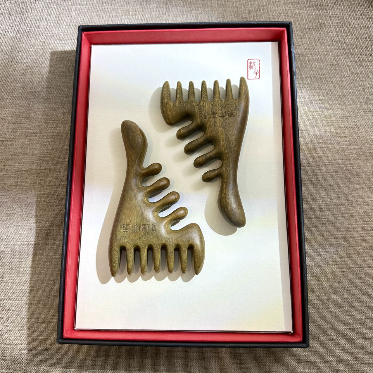 缘木轩绿檀木多功能头疗按摩梳高端礼盒装正宗疏通