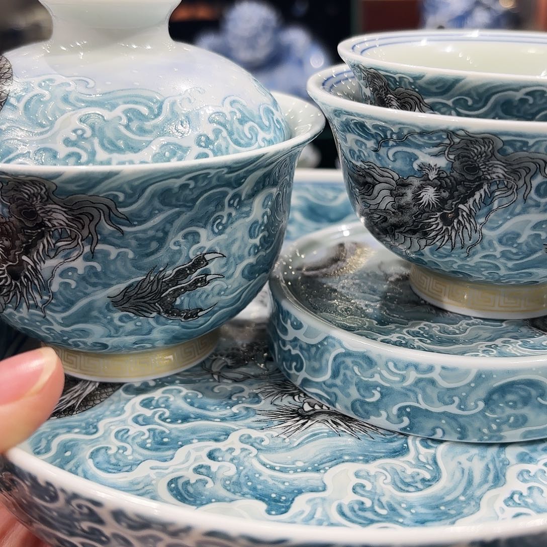 瓷片景德镇美术出版社