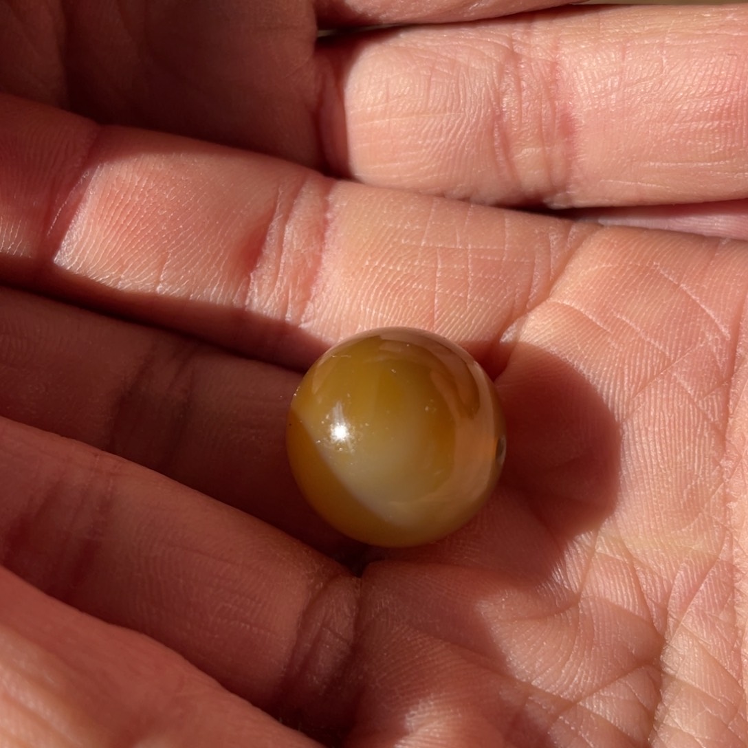 南红玛瑙珠子未镶嵌