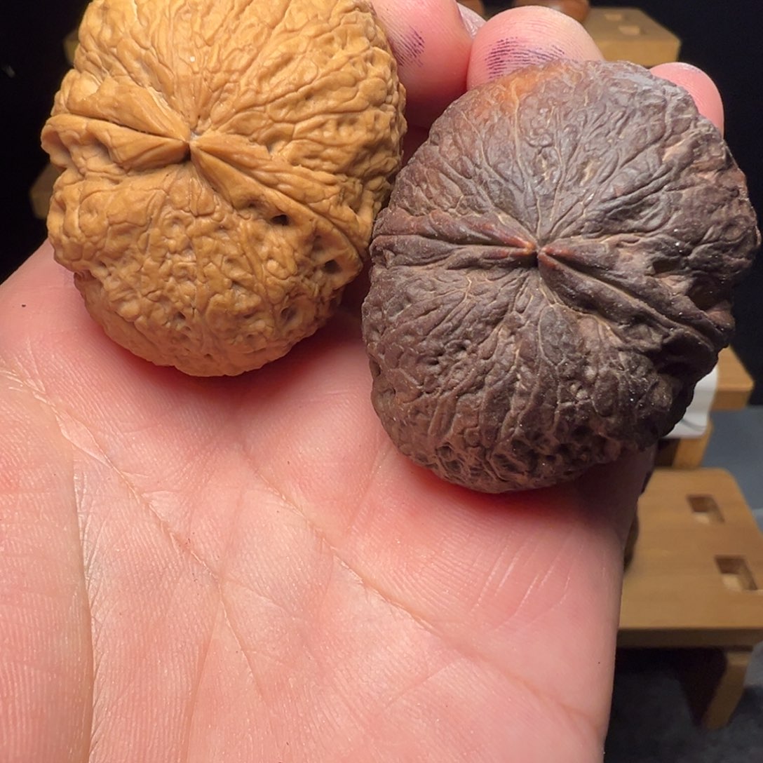 文玩核桃吊坠芭蕉扇44mm