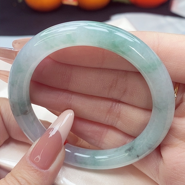 翡翠手镯未镶嵌苏*红53圈