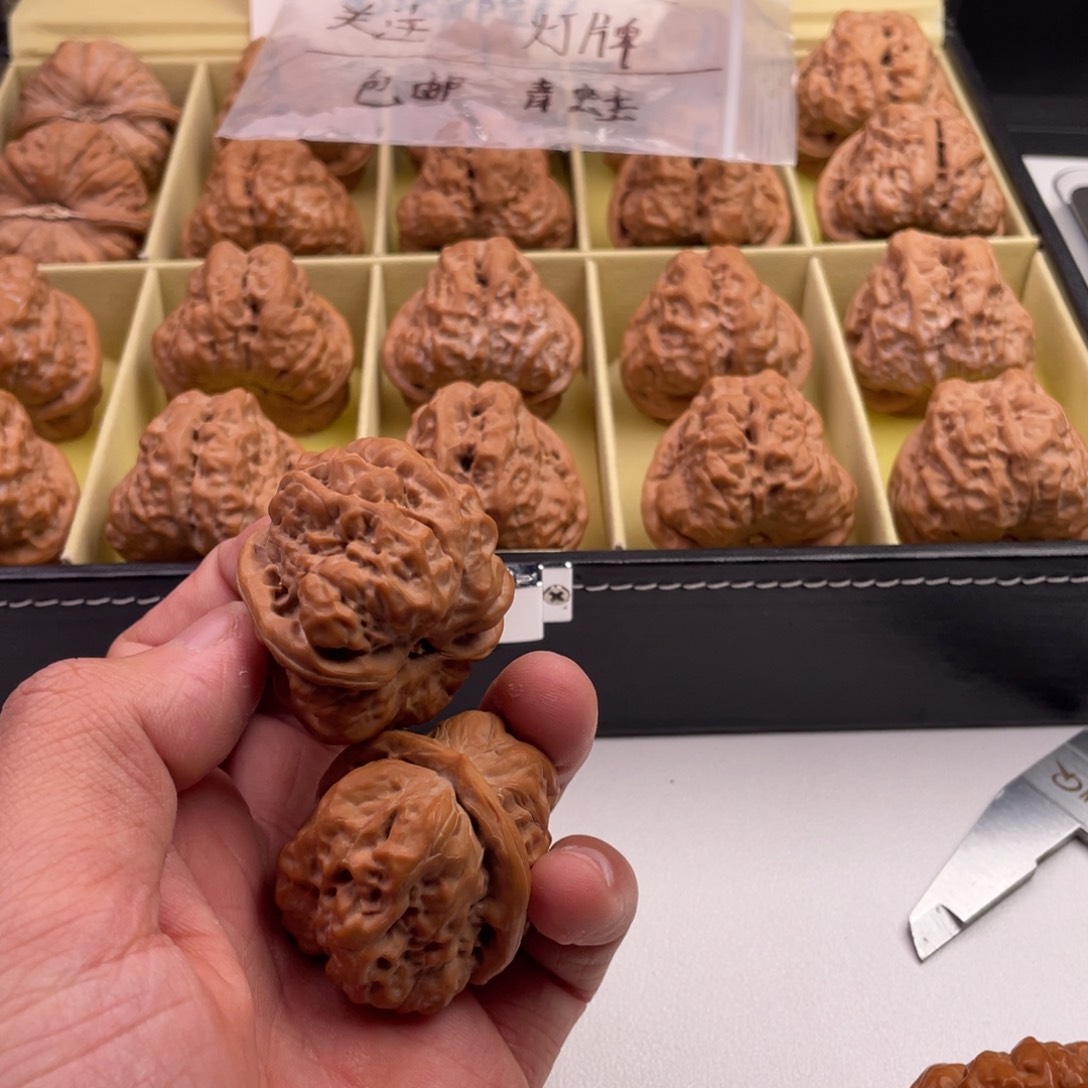 彻***九文玩核桃把件37蛤蟆0859