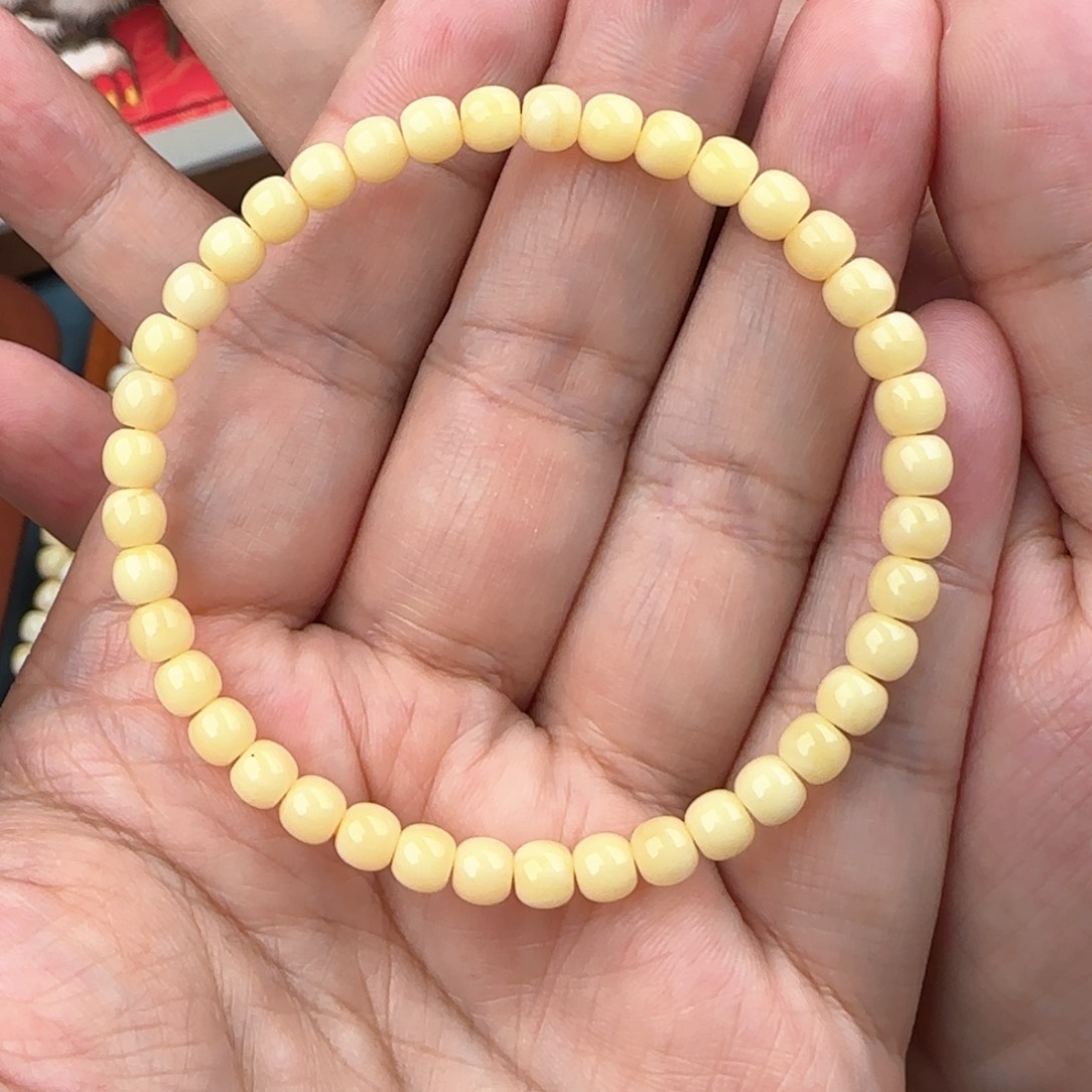 琥珀手链未镶嵌5咪
