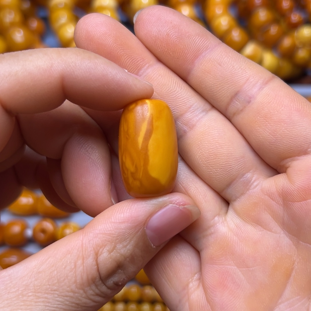 琥珀未镶嵌吊坠(不含链)