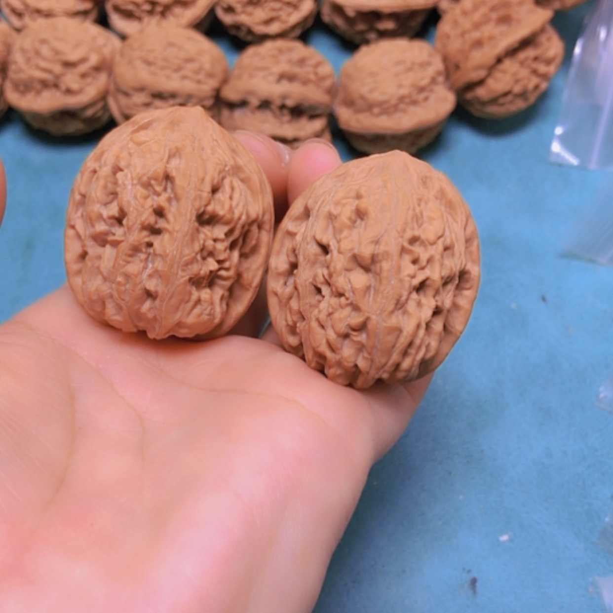 【闪购商品】把件核桃36红锦鲤修尖