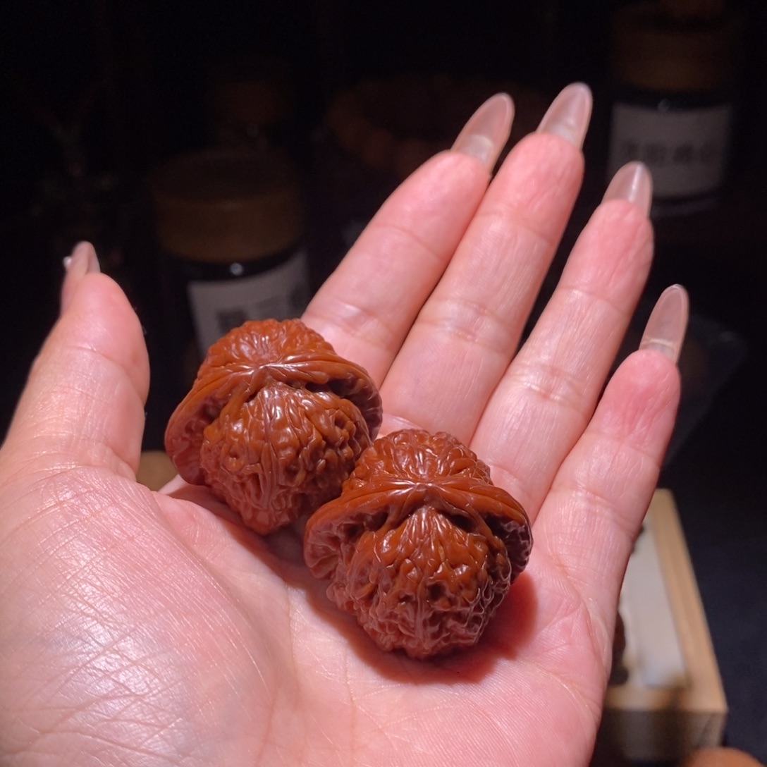 文玩核桃吊坠白狮子37