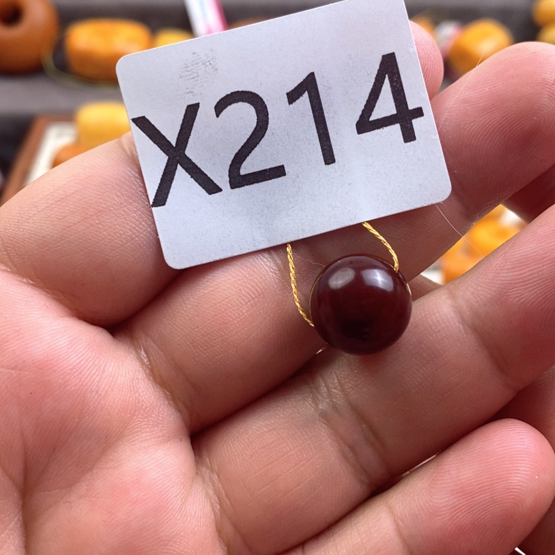 蜜蜡珠宝奇石未镶嵌