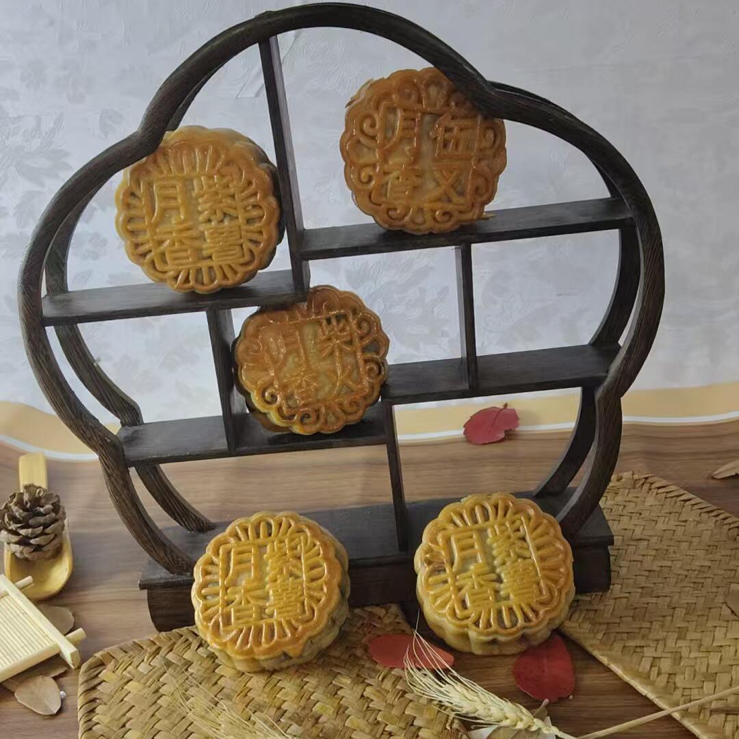 正宗广式多口味蛋黄莲蓉豆沙五仁中秋月饼