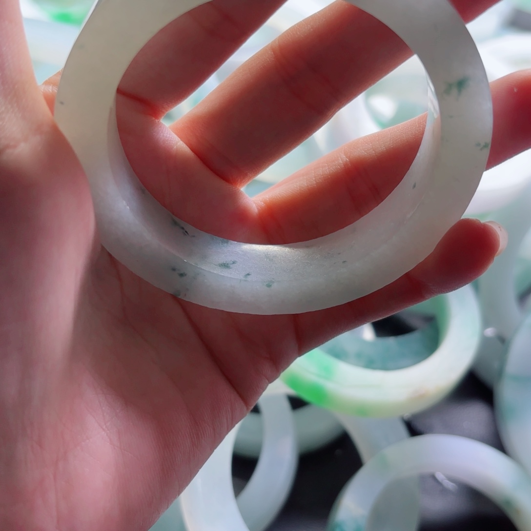 爱***宝定制翡翠未镶嵌不退不换