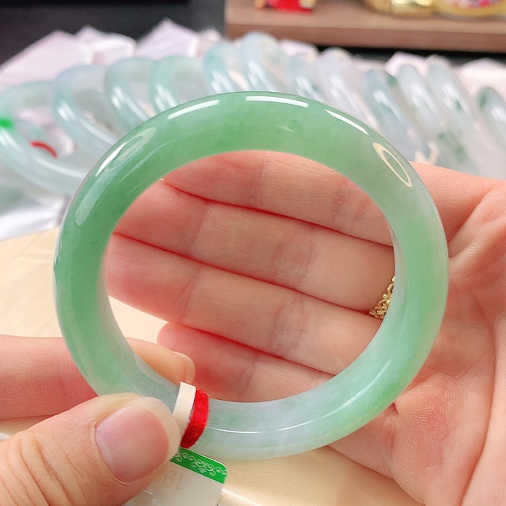 未镶嵌手镯翡翠缅甸A货翡翠手镯