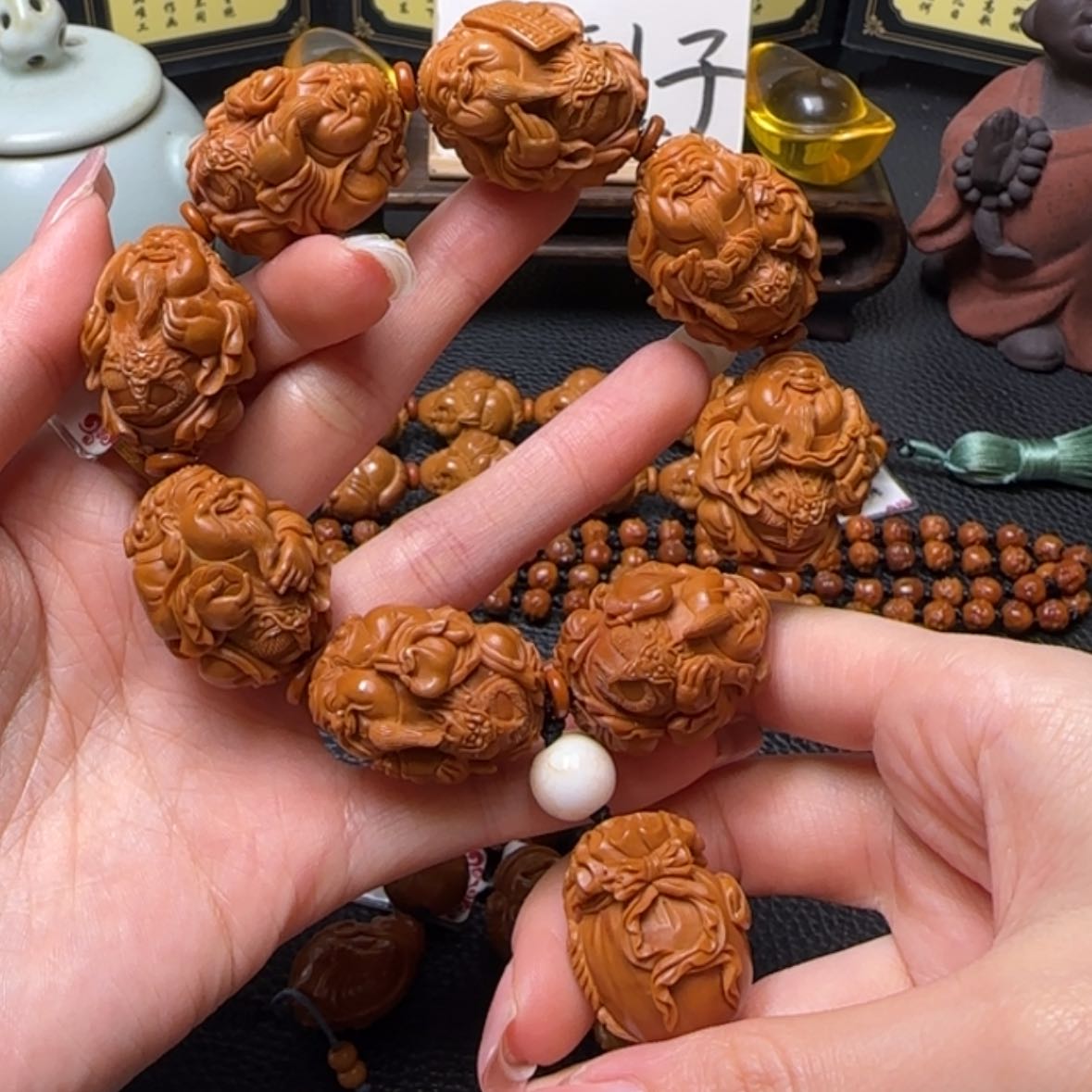 【闪购商品】橄榄核吊坠龙财神