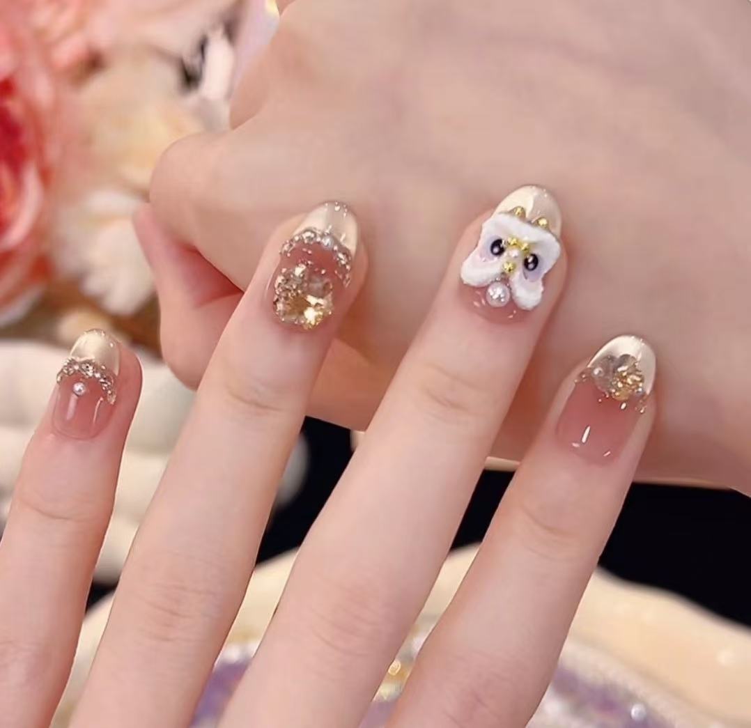 【金狮来财】时尚清新纯欲高级感成品穿载式手工美甲显白气质