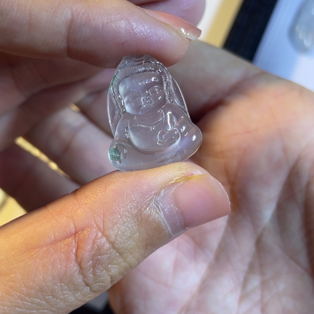 翡翠颈饰未镶嵌观音