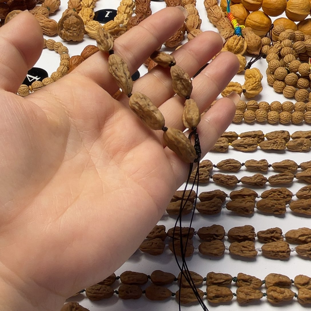 逗***哥文玩核桃吊坠异形